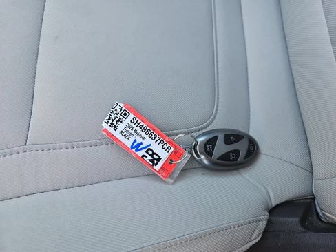 Used 2025 Hyundai Tucson SEL FWD image 20