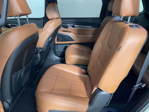 Certified 2023 Kia Telluride SX Prestige X-Line AWD/4WD image 17