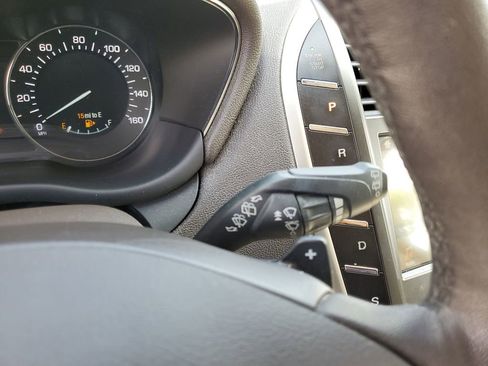Used 2019 Lincoln MKC Premiere FWD image 26