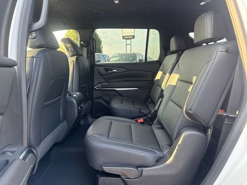 New 2026 Chevrolet Traverse LT FWD image 12