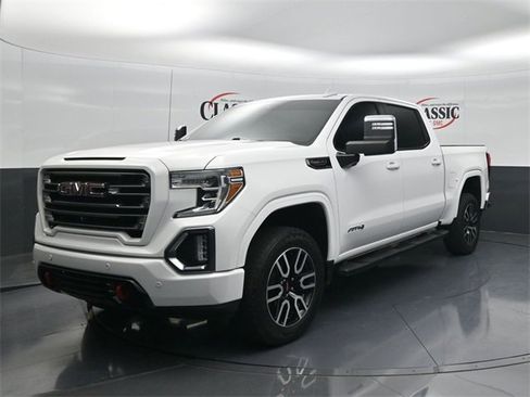 Used 2020 GMC Sierra 1500 AT4 w/ AT4 Premium Package image 3
