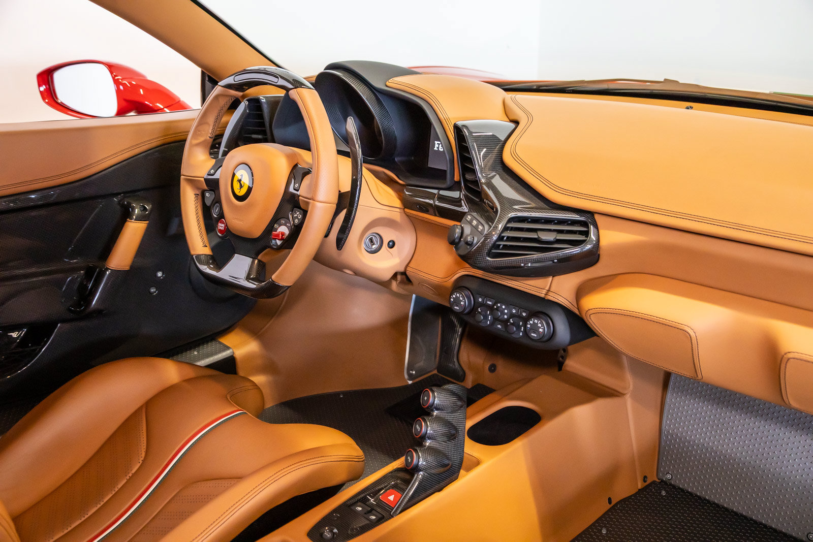 Used 2015 Ferrari 458 Speciale Coupe RWD image 38