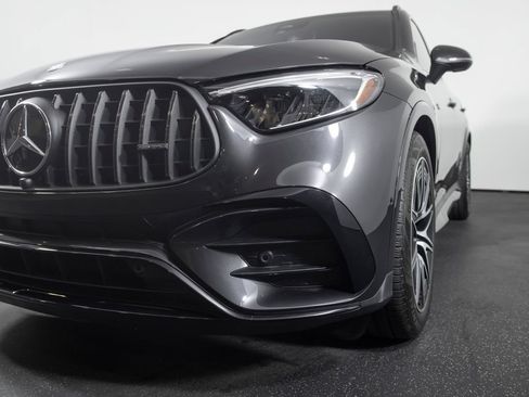Used 2024 Mercedes-Benz GLC 43 AMG 4MATIC image 23