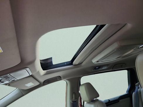 Certified 2023 Honda Odyssey Touring image 34
