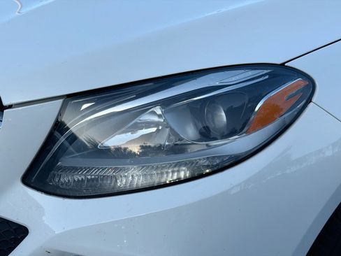 Used 2018 Mercedes-Benz GLE 350 image 9