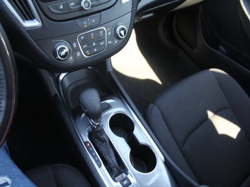 Used 2023 Chevrolet Malibu LT FWD image 14