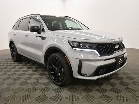 Certified 2023 Kia Sorento SX AWD/4WD image 10