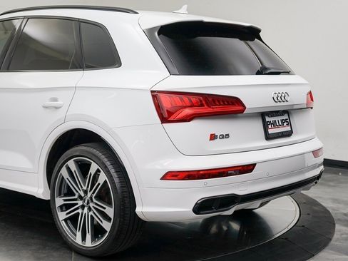 Used 2020 Audi SQ5 Premium Plus w/ Premium Plus Package image 16
