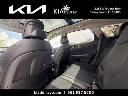 Used 2026 Kia Sportage EX w/ EX Panorama Roof Package FWD image 15
