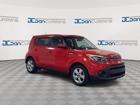 Used 2019 Kia Soul FWD image 2
