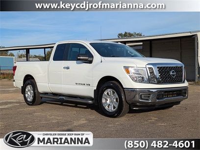 Used 2018 Nissan Titan SV w/ SV Convenience Package
