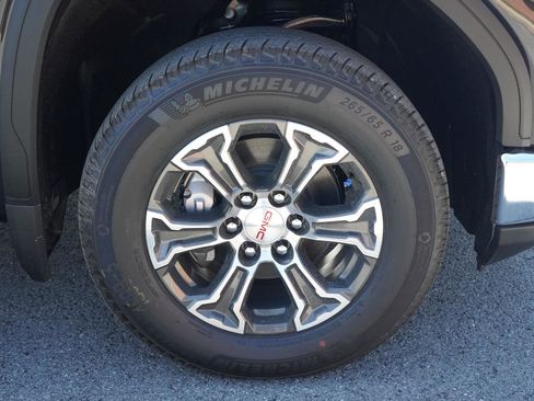 New 2026 GMC Sierra 1500 SLT w/ SLT Convenience Package image 15