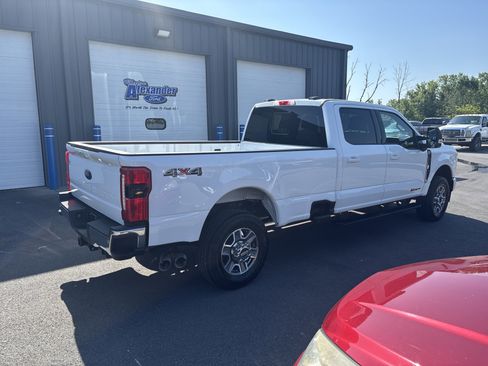 Used 2024 Ford F350 Lariat w/ Camper Package image 3