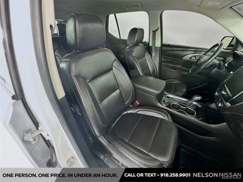 Used 2019 Chevrolet Traverse RS w/ LPO, Cargo Package image 30