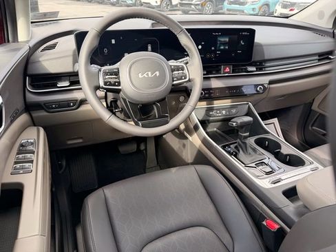 New 2026 Kia Carnival SX FWD image 5