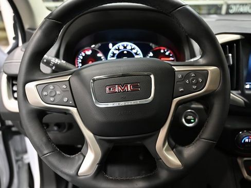 Used 2024 GMC Terrain Denali w/ Denali Premium Package image 22