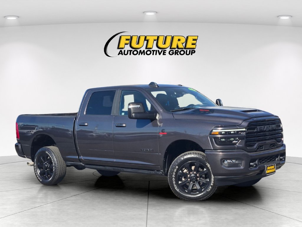 Used 2025 RAM 2500 Laramie AWD/4WD image 1