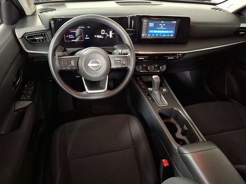 Used 2025 Nissan Kicks S FWD image 2