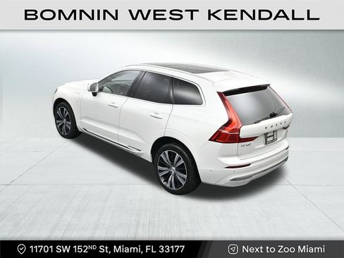Used 2023 Volvo XC60 T8 Plus image 14
