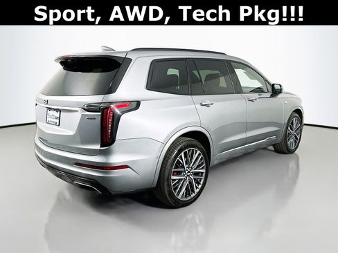 Used 2024 Cadillac XT6 Sport image 8