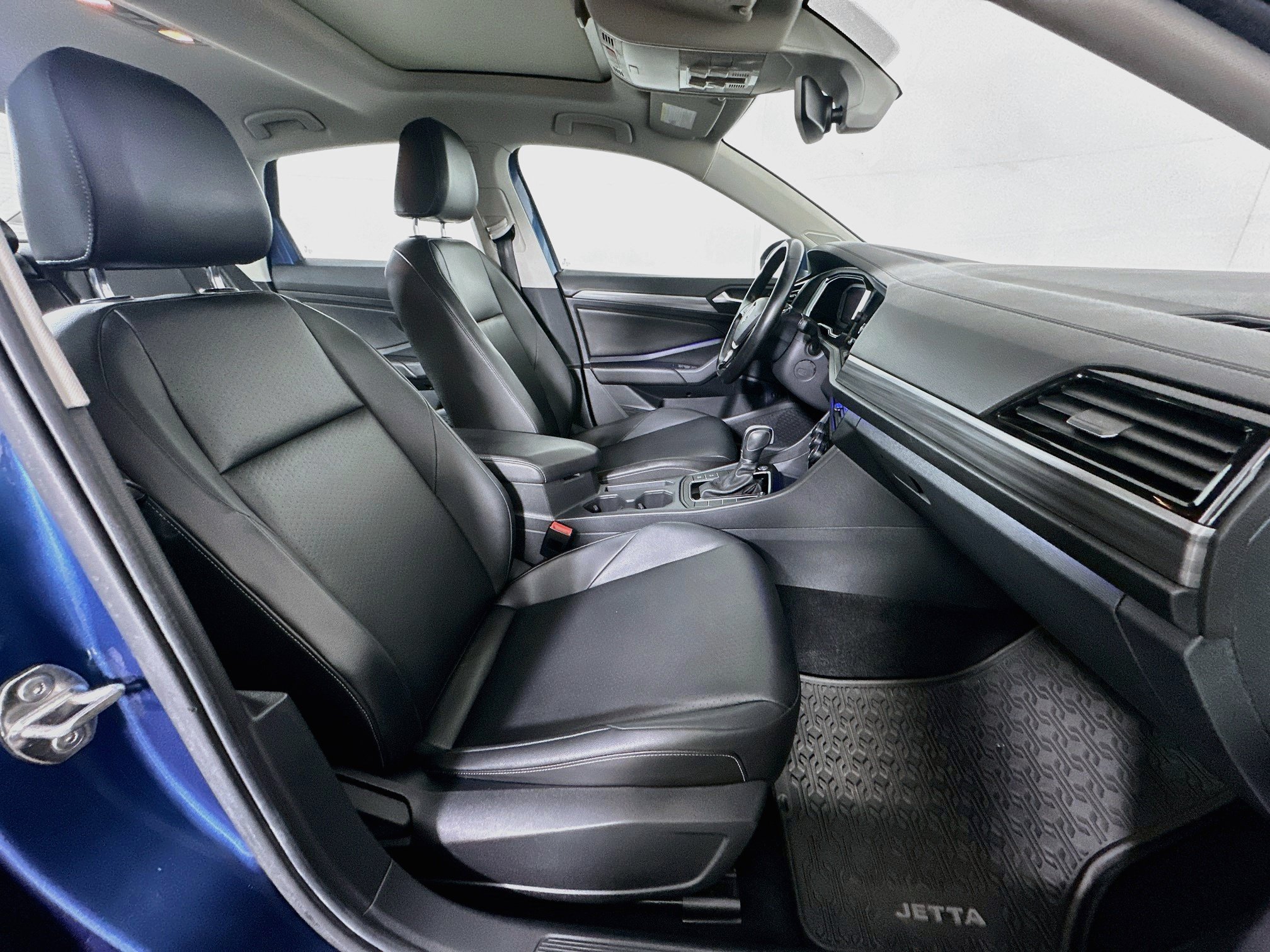 Used 2019 Volkswagen Jetta SEL FWD image 30