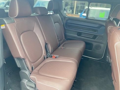 New 2025 Volkswagen ID. Buzz Pro S image 14