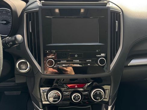 Used 2021 Subaru Forester Premium image 23