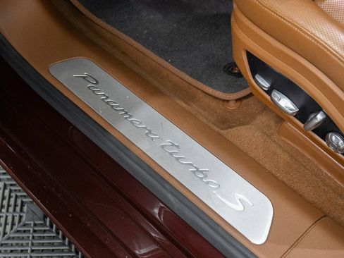 Used 2018 Porsche Panamera Turbo S image 20