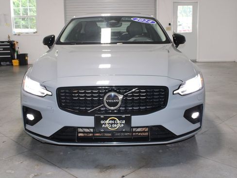 Used 2024 Volvo S60 B5 Core FWD image 54