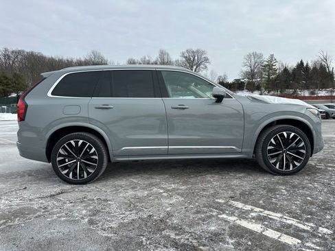 New 2026 Volvo XC90 B6 Plus w/ Protection Package Premier AWD/4WD image 8