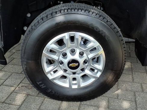 Used 2026 Chevrolet Silverado 2500 LT w/ Leather Package AWD/4WD image 8