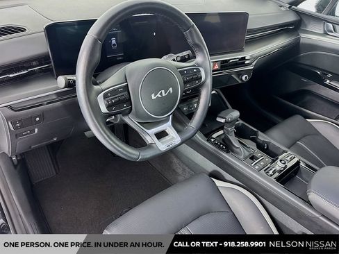 Used 2025 Kia K5 GT-Line w/ GT-Line Premium Package AWD/4WD image 9