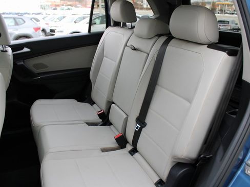 Certified 2020 Volkswagen Tiguan SEL image 23