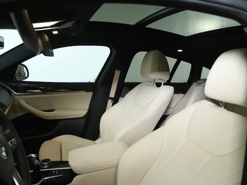 Used 2020 BMW X4 xDrive30i w/ Premium Package image 24