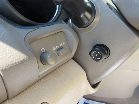 Used 2006 Lexus RX 330 AWD image 13