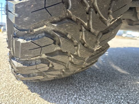 Used 2022 Chevrolet Silverado 1500 LT image 12