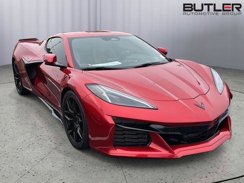 Used 2024 Chevrolet Corvette Z06 image 4