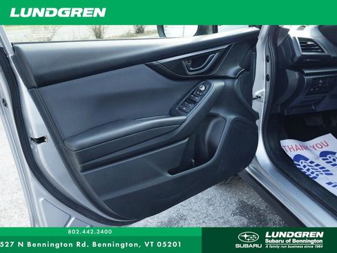 Used 2022 Subaru Crosstrek 2.0i Premium image 12