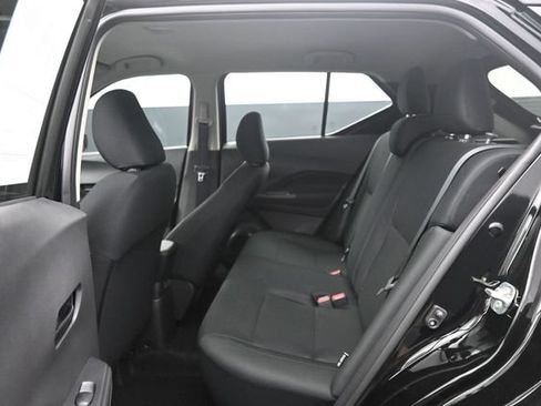 Used 2025 Nissan Kicks Play S FWD image 11