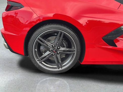 Used 2025 Chevrolet Corvette Stingray Coupe w/ 1LT RWD image 19