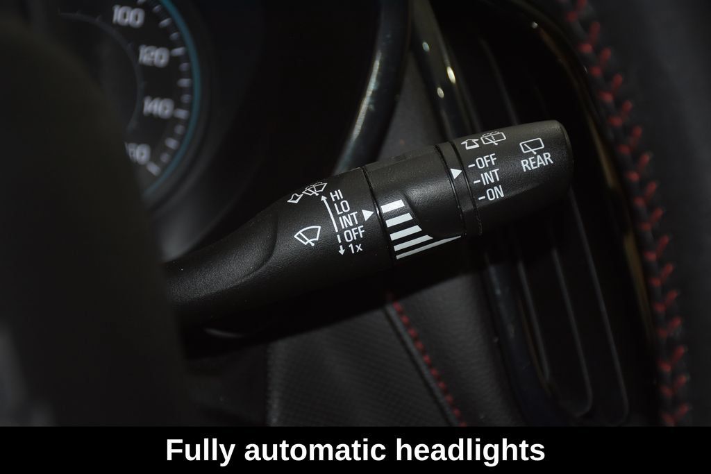 Used 2022 Chevrolet Equinox RS FWD image 17