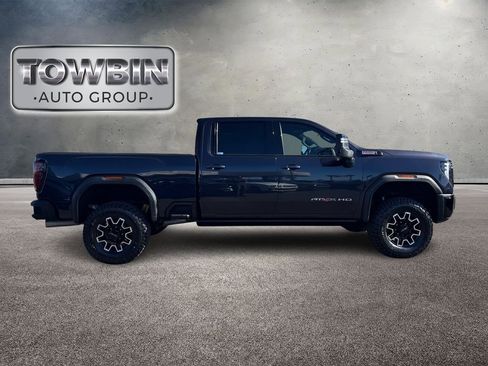 Used 2024 GMC Sierra 2500 AT4X AWD/4WD image 3