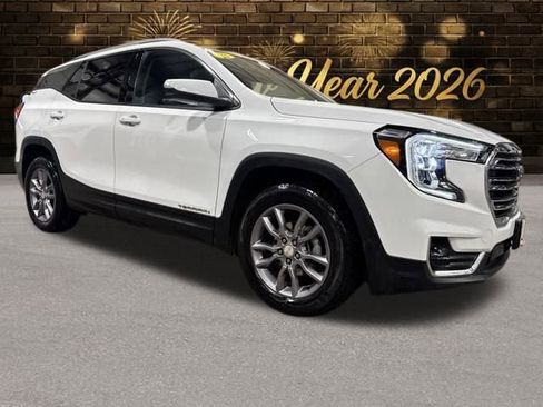 Used 2023 GMC Terrain SLT image 8