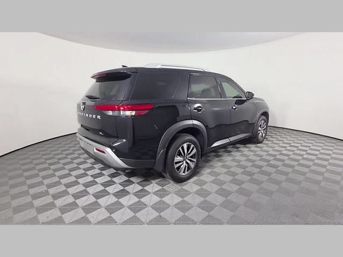Used 2025 Nissan Pathfinder SL FWD image 39
