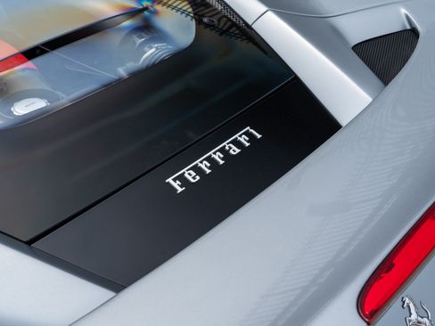 Used 2021 Ferrari F8 Tributo RWD image 16