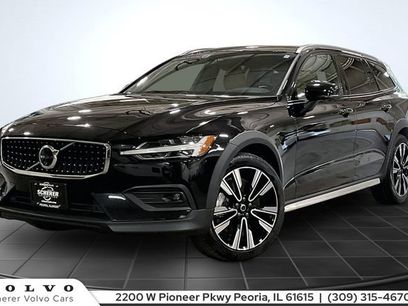 Certified 2025 Volvo V60 B5 Cross Country Ultra