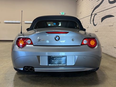 Used 2003 BMW Z4 3.0i image 10
