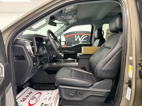 New 2026 Ford F250 4x4 Crew Cab Super Duty image 10