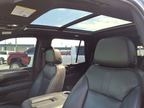 Used 2021 Chevrolet Tahoe RST w/ Luxury Package RWD image 22