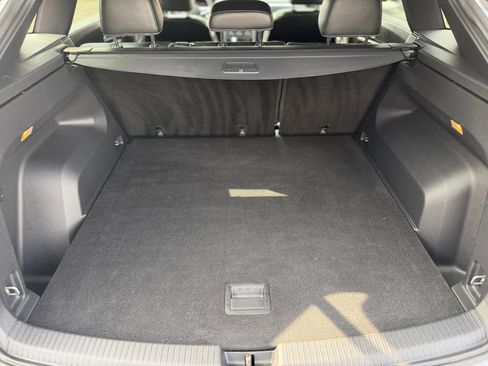 Used 2022 Volkswagen Atlas Cross Sport SEL image 41